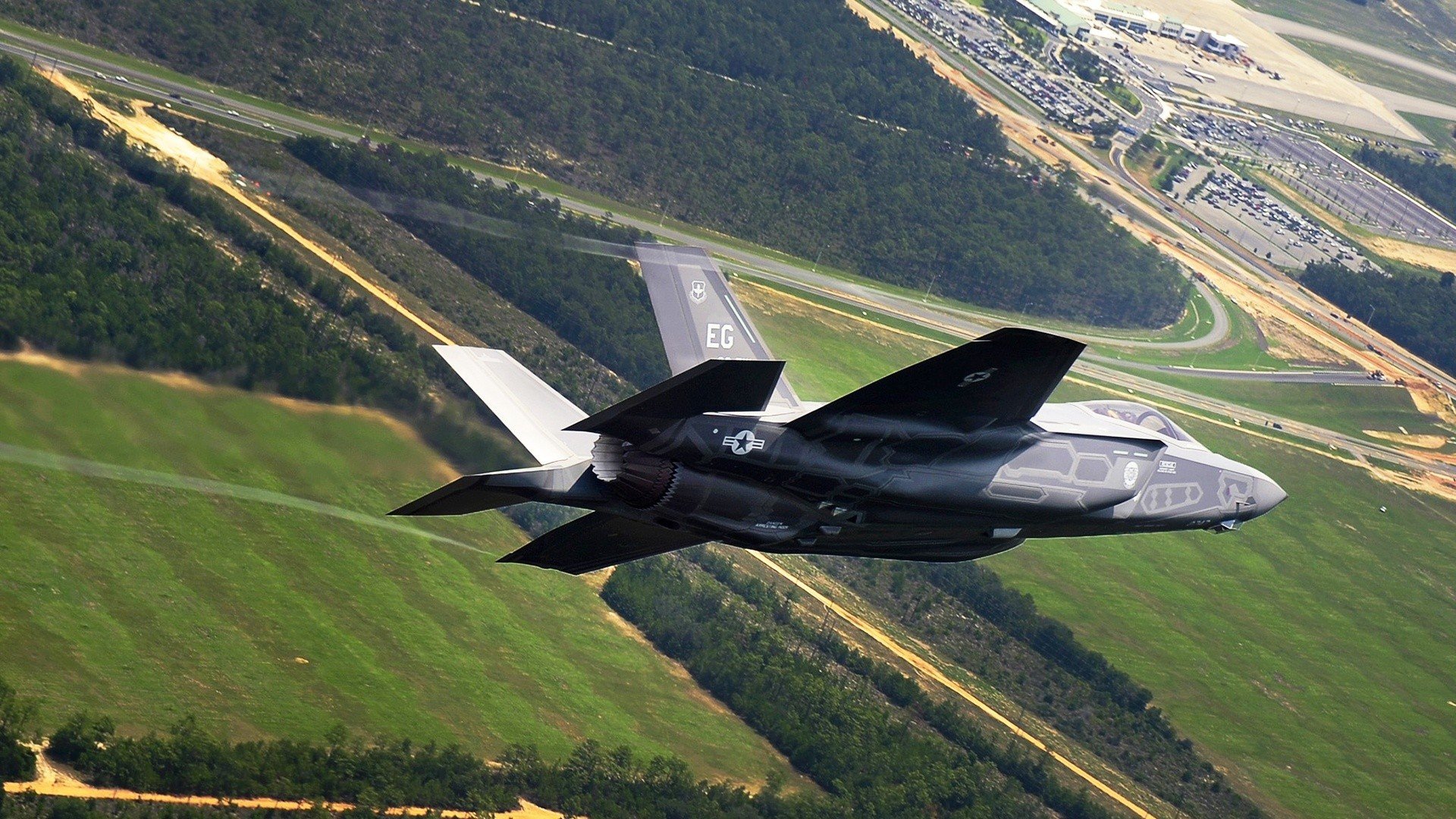 技术风格逐步统一，团队协同增强，技术团队文化